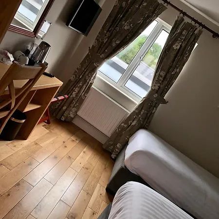 The Highlands Hotel Glenties