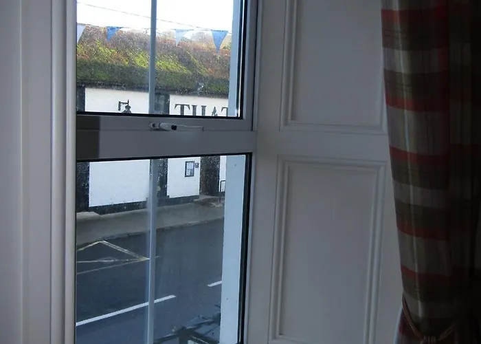 The Highlands Otel Glenties