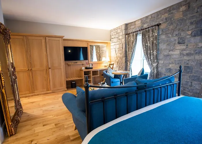 The Highlands Glenties